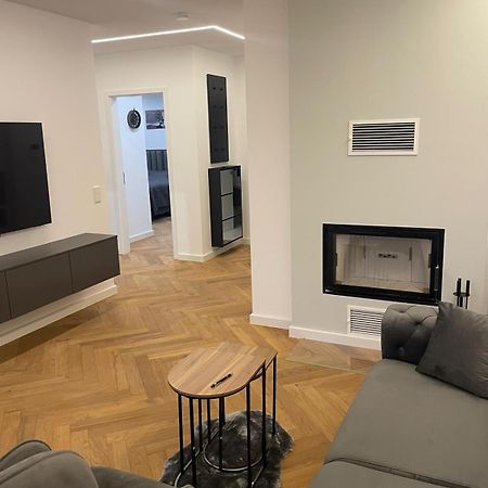 Neubau Apartment Mit Kamin Und Terrasse In Premium Lage Parkplatz Inklusive Μπίλεφελντ Εξωτερικό φωτογραφία