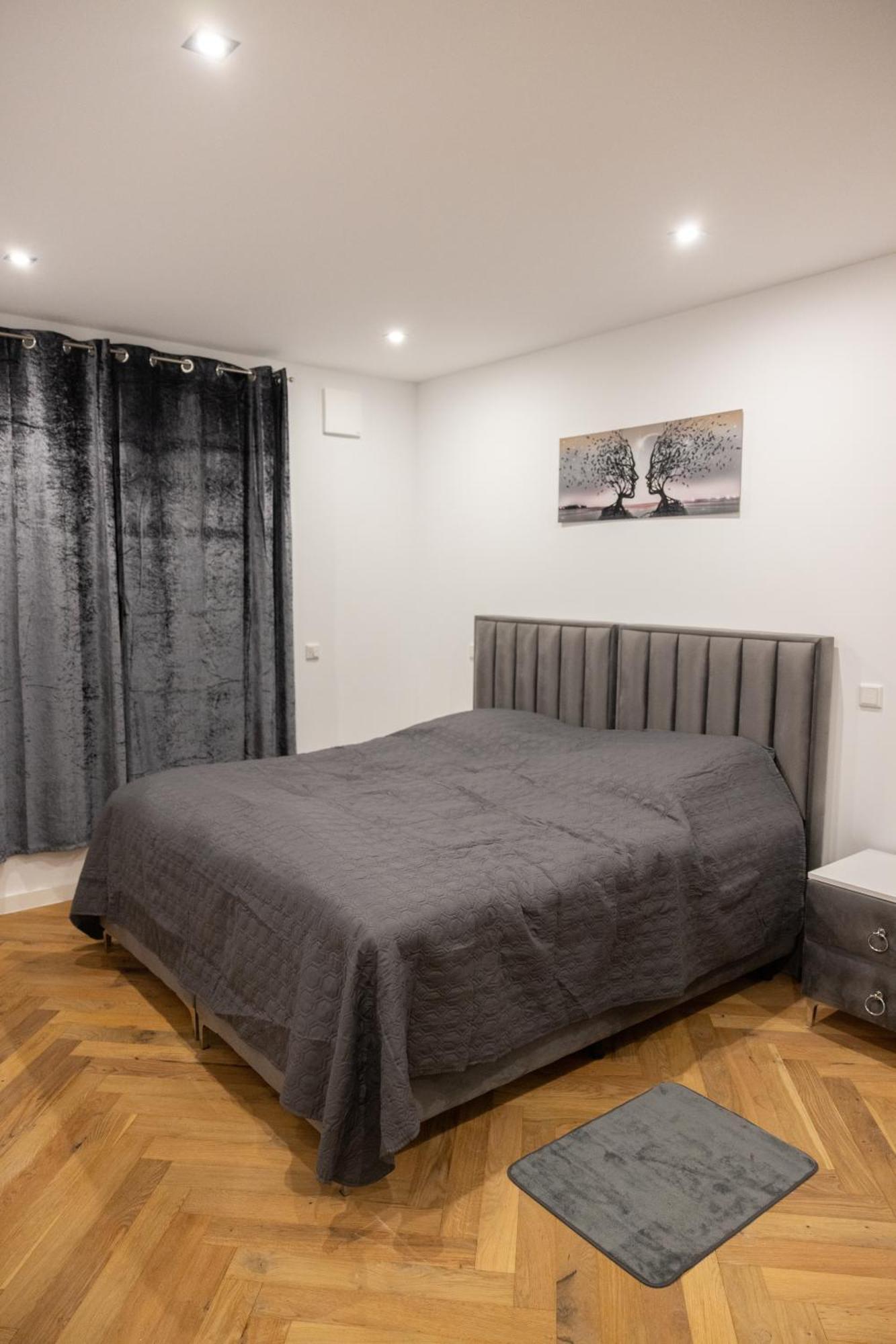Neubau Apartment Mit Kamin Und Terrasse In Premium Lage Parkplatz Inklusive Μπίλεφελντ Εξωτερικό φωτογραφία