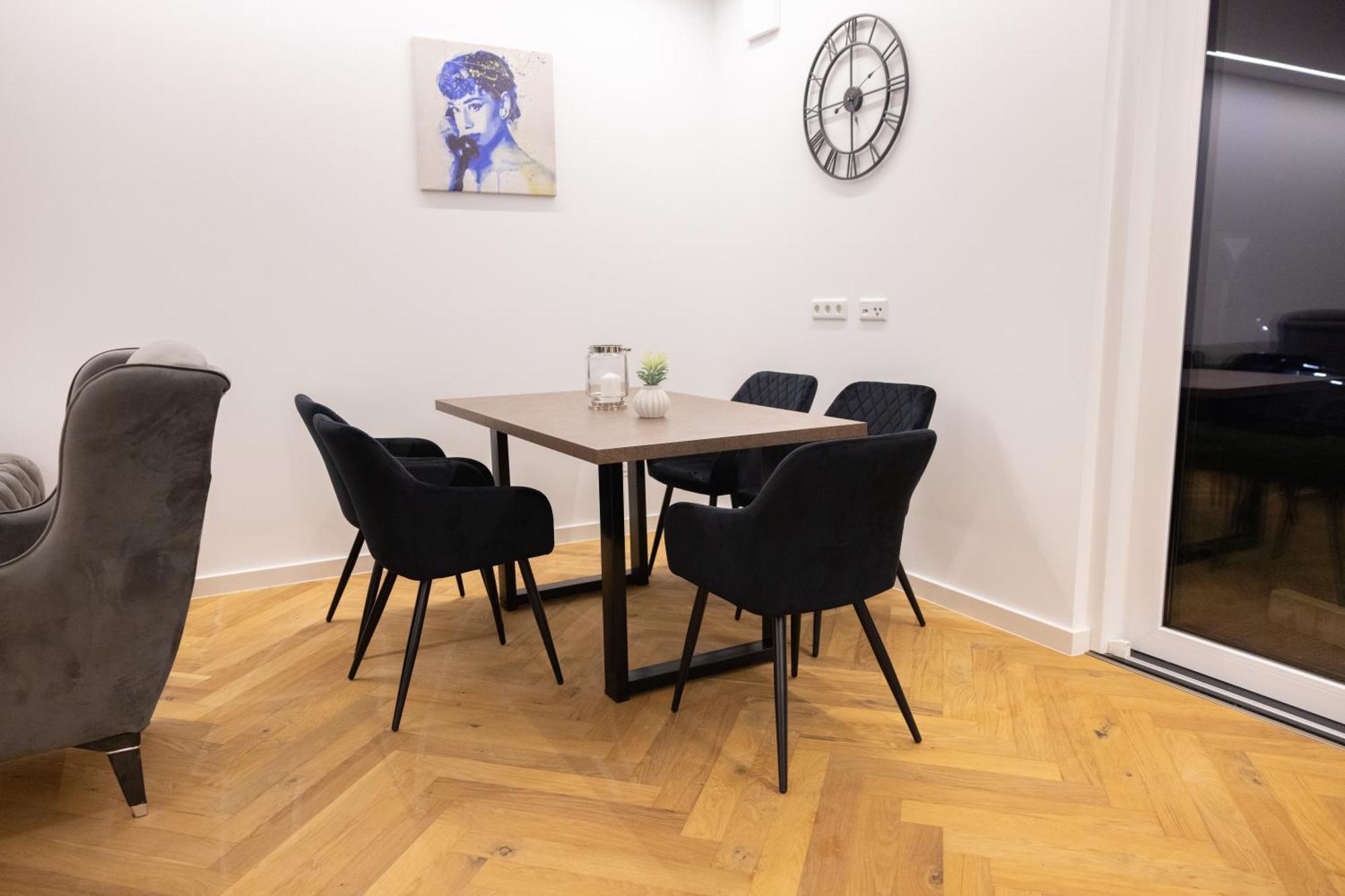Neubau Apartment Mit Kamin Und Terrasse In Premium Lage Parkplatz Inklusive Μπίλεφελντ Εξωτερικό φωτογραφία